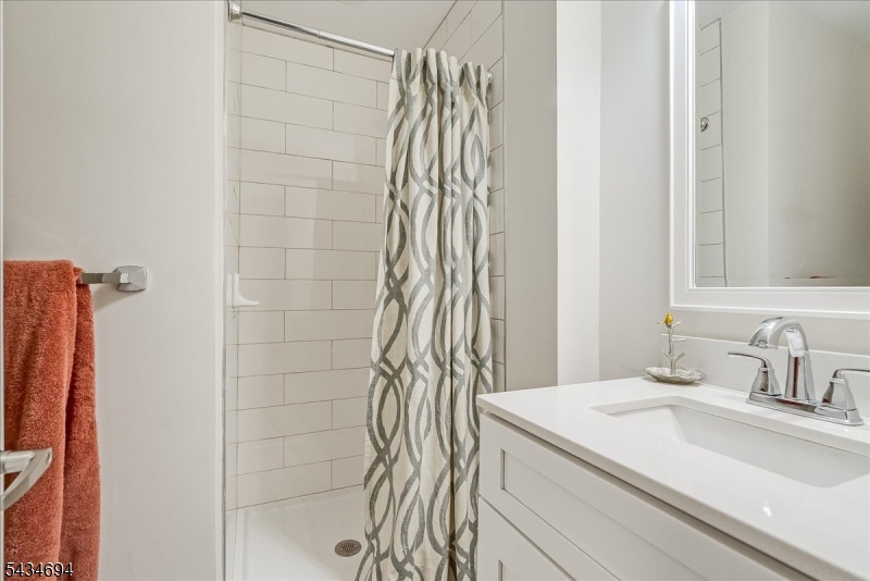 Baltusrol Top - Residential