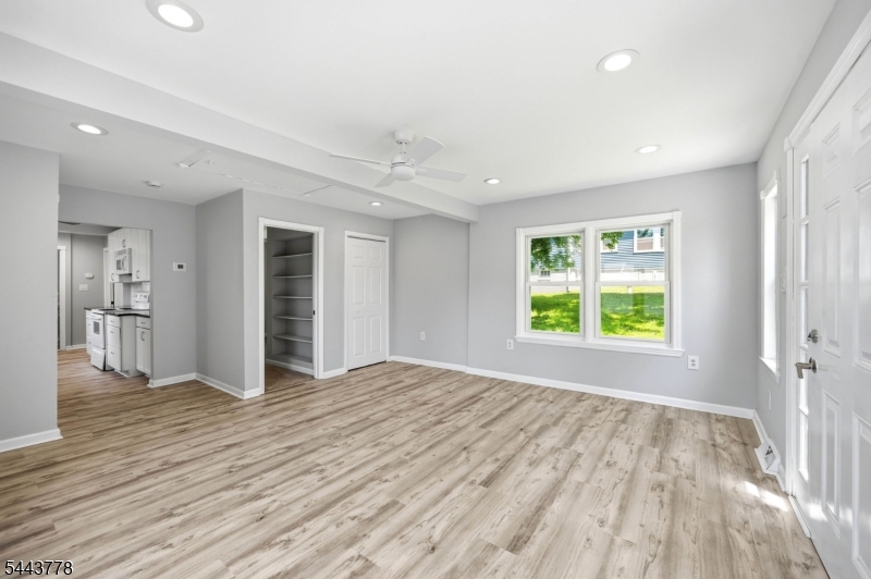Upper Greenwood Lake - Residential