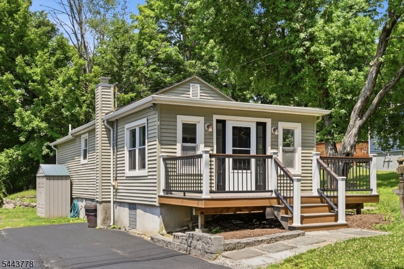 Welcome To This Charming 2 Bedroom Home In Upper Greenwood Lake! The Living And Dining Area Features New Flooring, Creating A Bright And Inviting Space. The Galley Style Kitchen Offers Ample Cabinetry, New Countertops, And New Flooring. 2 Bedrooms And An Updated Full Bath Complete The Home. Freshly Painted Throughout, This Move-In-Ready Home Also Features New Lighting And A Brand-New Front Porch/Deck. Ideally Located Near Schools And Wawayanda State Park, You'll Enjoy Year-Round Recreation Including Hiking, Fishing, Boating, And Scenic Nature Trails. Just Minutes From Endless Opportunities For Adventure, Whether Heading To Mountain Creek For Skiing And Water Park Fun, Catching A Movie At The Nostalgic Warwick Drive-In Theater, Or Exploring Warwick's Charming Main Street With Its Boutique Shops, Orchards, Wineries, Cideries, Restaurants, And Seasonal Festivals. Whether You're Looking For A Full Time Residence, Weekend Getaway, Or Investment Opportunity, This Home Offers It. Schedule A Showing Today!