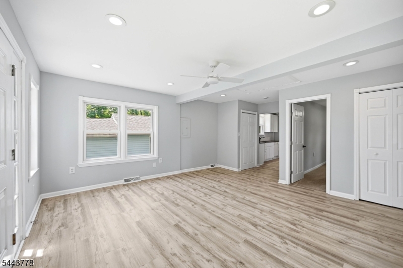Upper Greenwood Lake - Residential