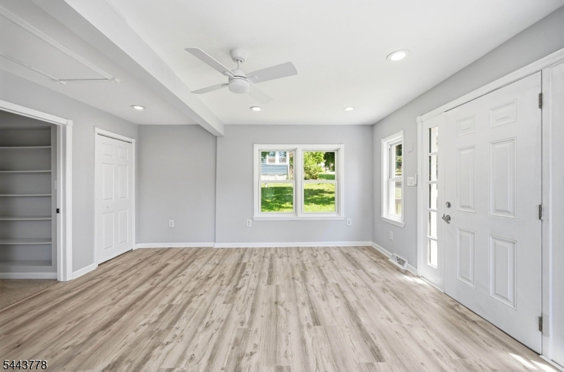 Upper Greenwood Lake - Residential