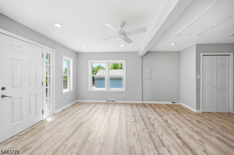 Upper Greenwood Lake - Residential
