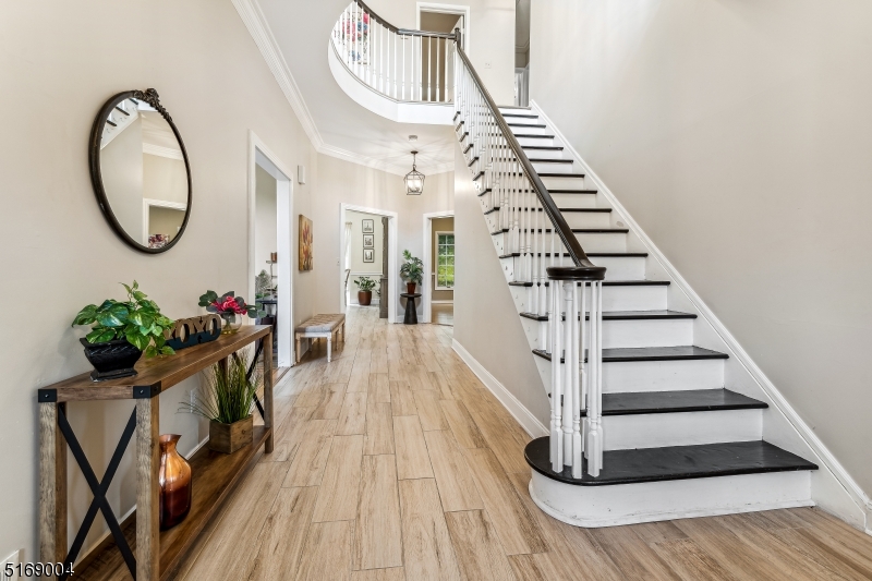 Paramount Estates - Residential