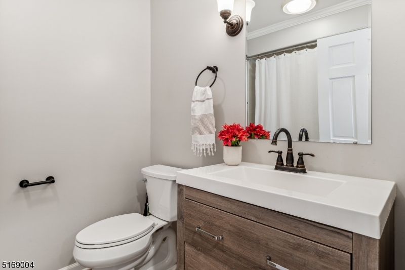 Paramount Estates - Residential