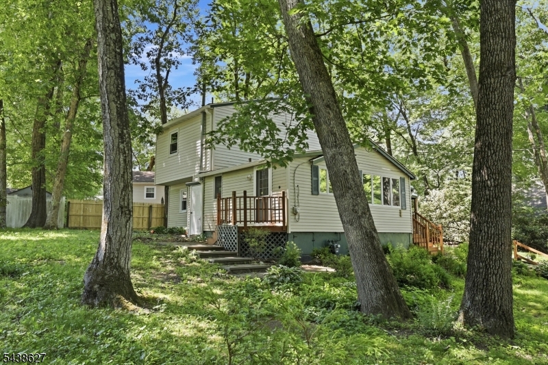 Fayson Lakes - Residential