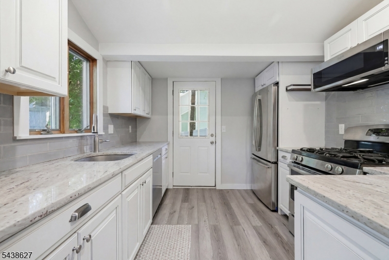 Fayson Lakes - Residential