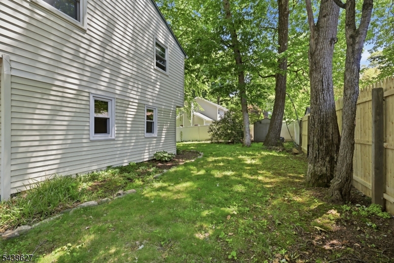 Fayson Lakes - Residential