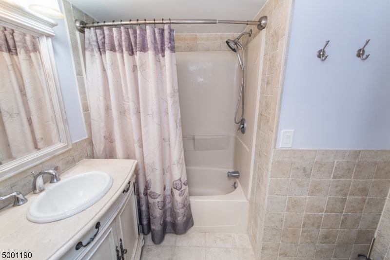 Indian Lake - Residential Lease