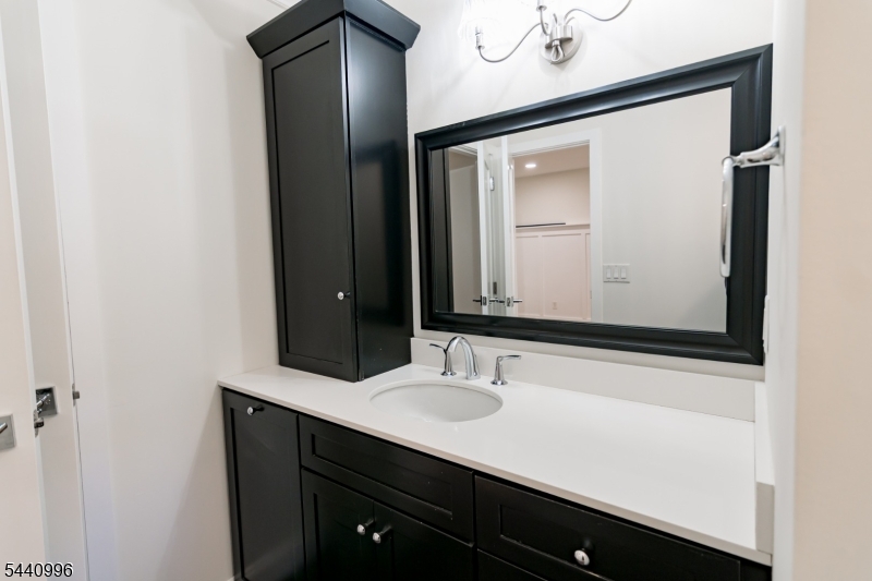 Upper Mountain Gardens - Residential Lease