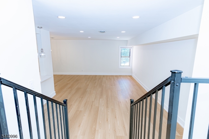 Upper Mountain Gardens - Residential Lease