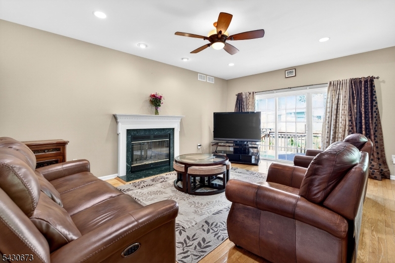 Glen Eyre - Residential