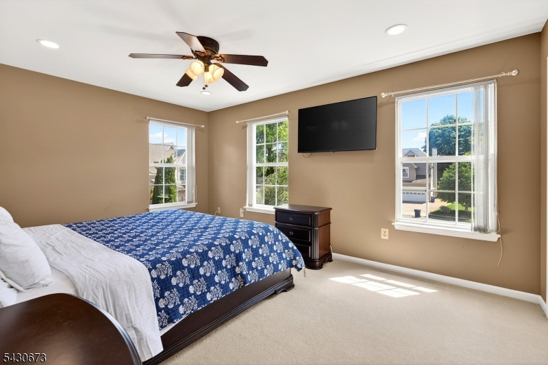 Glen Eyre - Residential