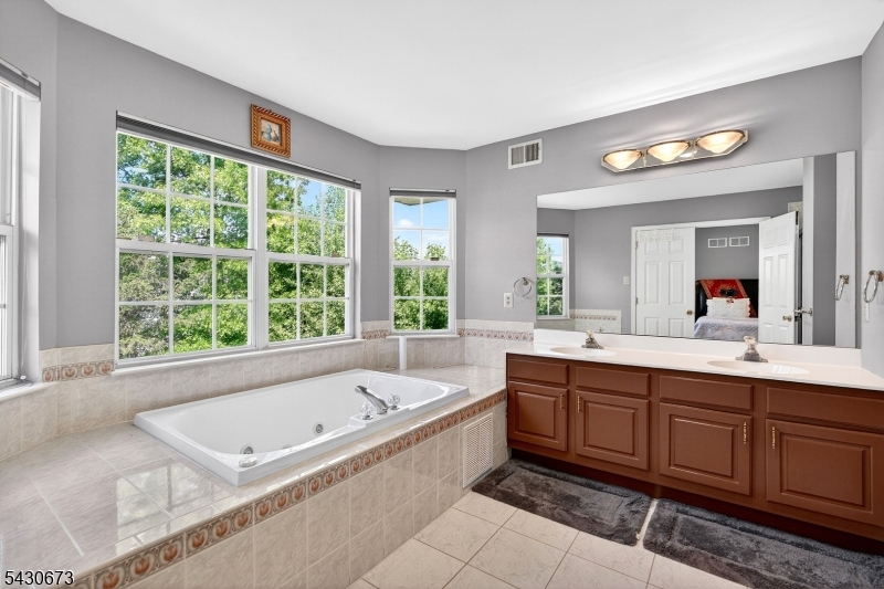 Glen Eyre - Residential