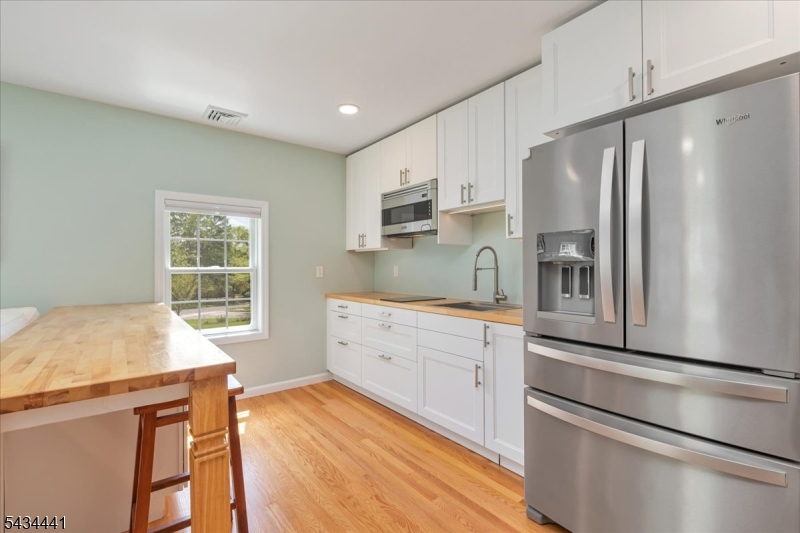 Green Knoll - Residential