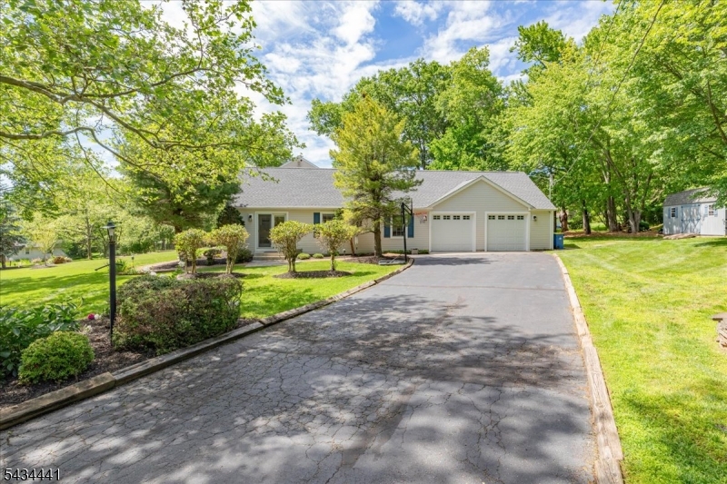 Green Knoll - Residential