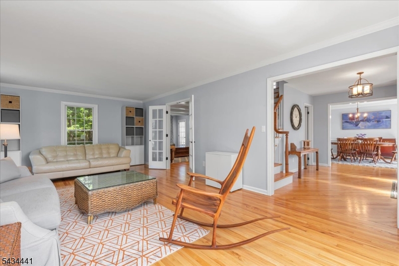 Green Knoll - Residential