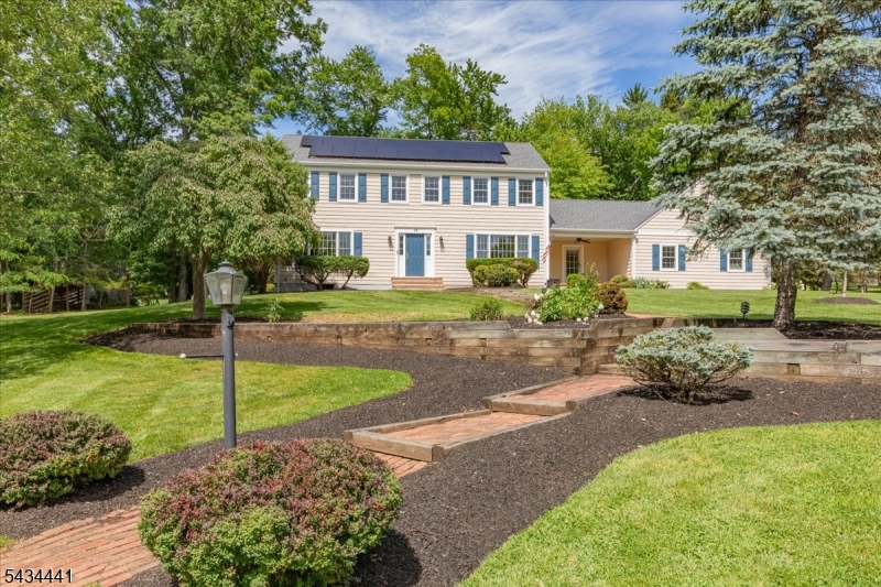 Green Knoll - Residential