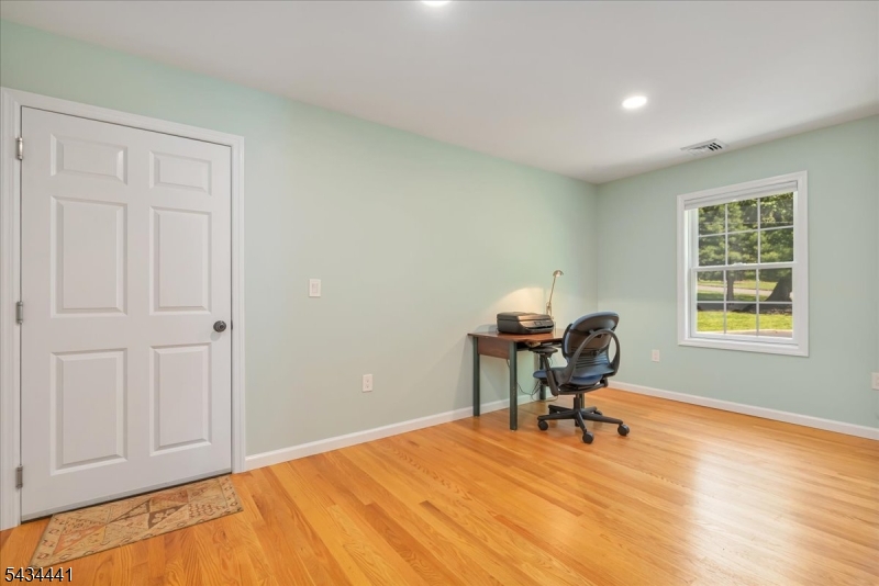 Green Knoll - Residential
