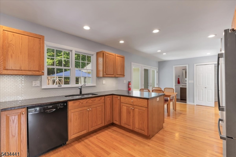 Green Knoll - Residential