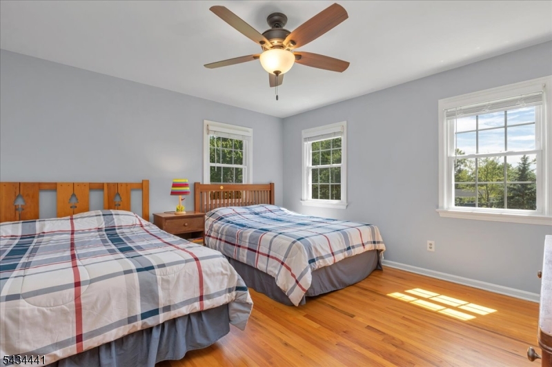 Green Knoll - Residential
