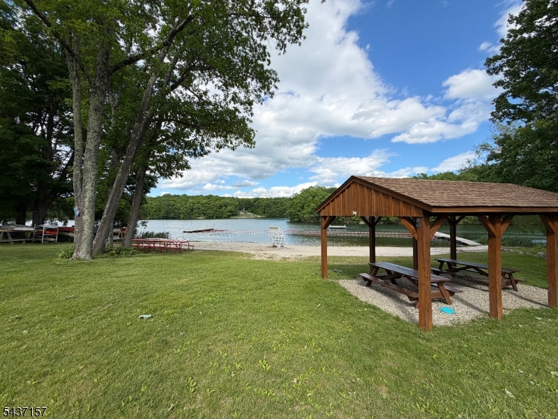 Cliffwood Lake - Residential