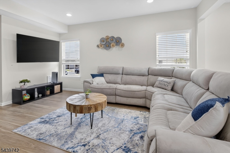 Hamilton Chase - Residential