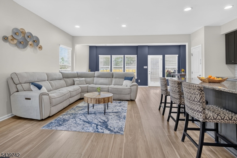 Hamilton Chase - Residential