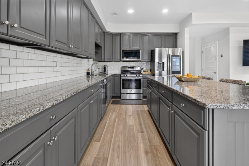 Hamilton Chase - Residential