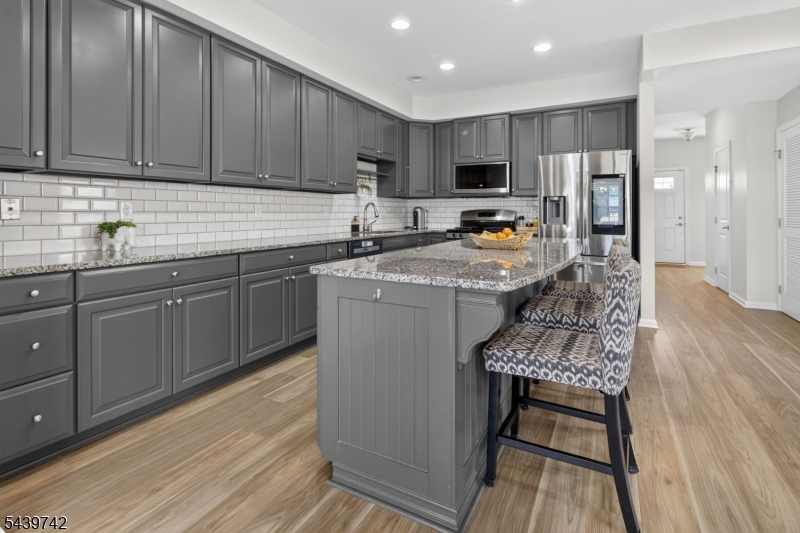 Hamilton Chase - Residential