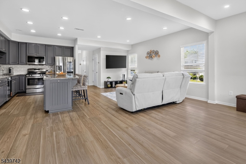Hamilton Chase - Residential