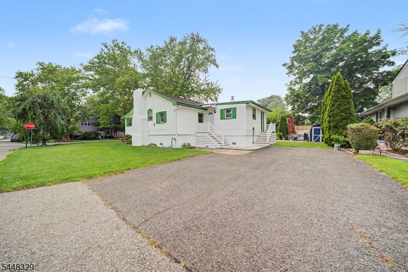 Lake Hiawatha - Residential