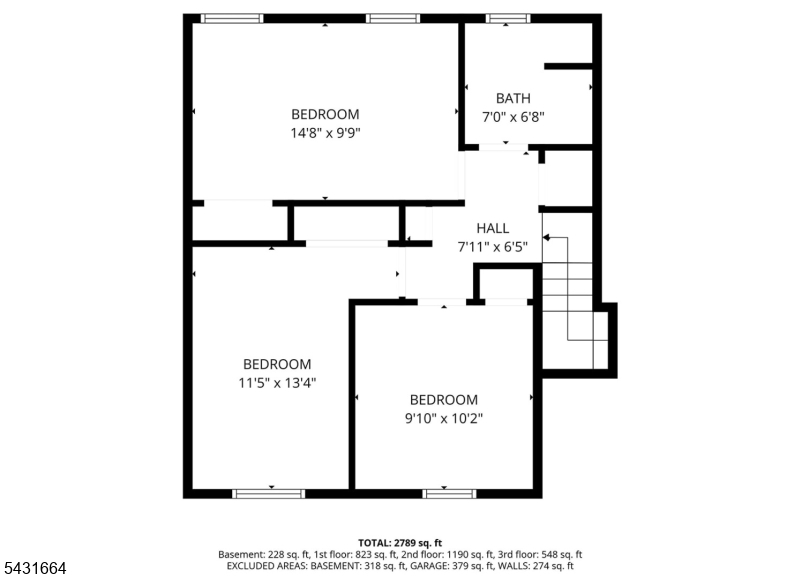 Main image without alt text
