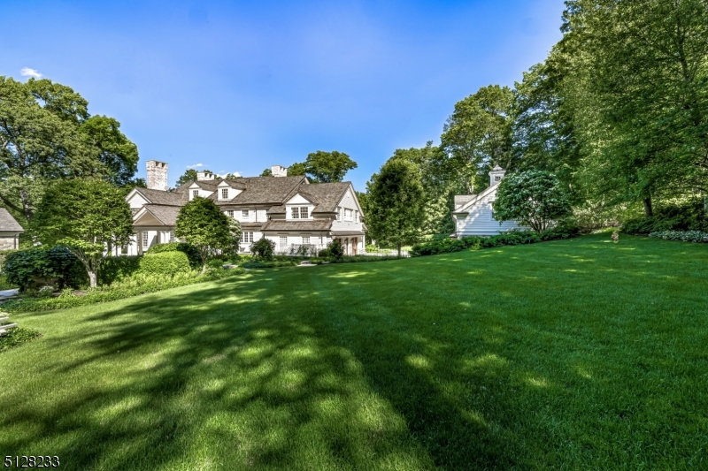 Crownview Lane - Residential