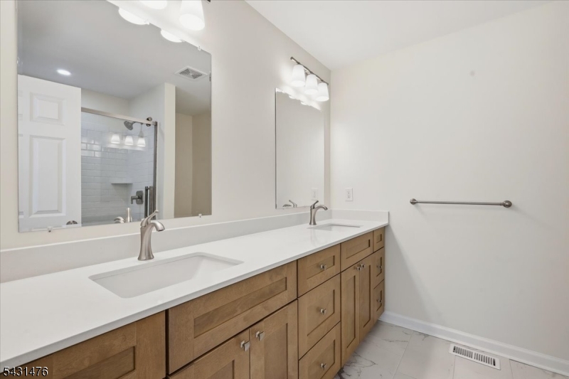 Crestmont Highlands - Residential