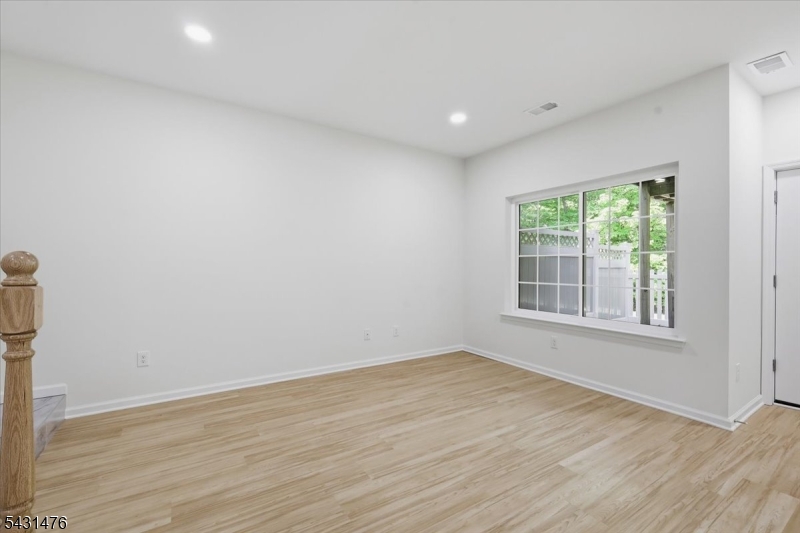 Crestmont Highlands - Residential