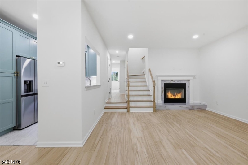 Crestmont Highlands - Residential
